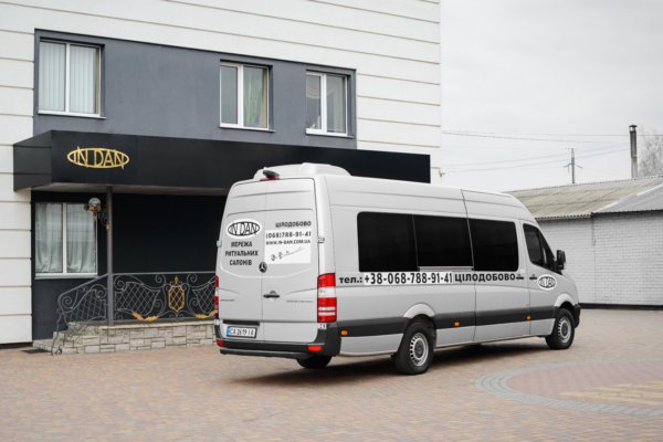 Катафалк оренда: професійні послуги ритуального транспорту в Києві